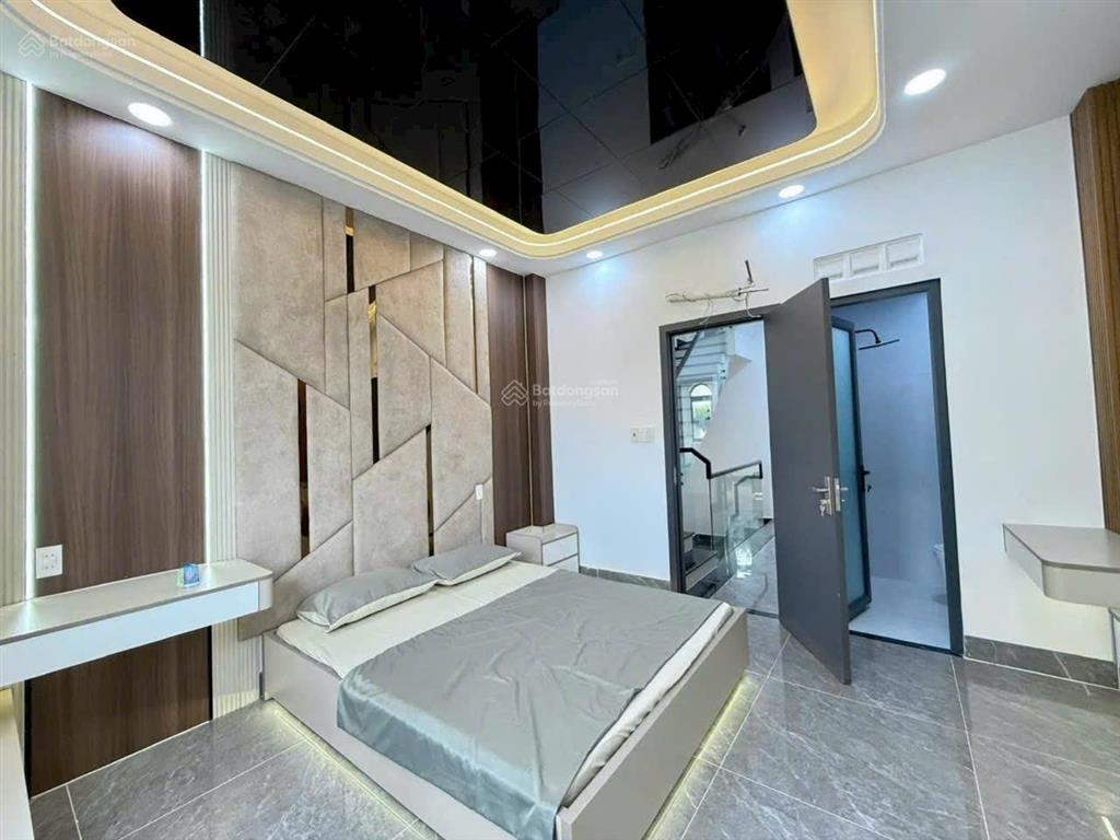 Nhà phố siêu đẹp tx25 hxh 6m  đúc 1 lửng 3 lầu full nt cao cấp