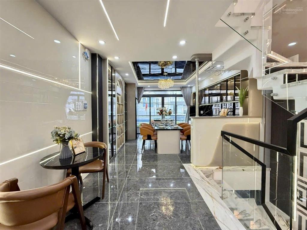 Nhà phố 1/ nguyễn thị kiểu hẻm xe hơi 6m  đúc 1 lửng 4 lầu nội thất cao cấp sát gò vấp