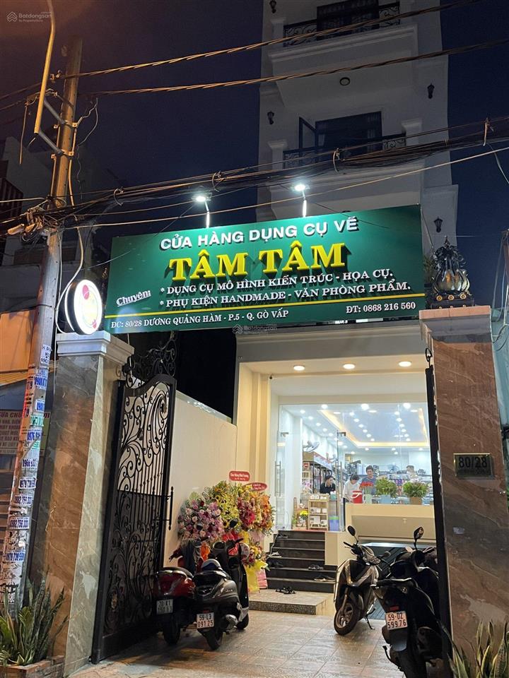 Cho thuê văn phòng tại 80/28 dương quảng hàm, lô góc 2 mặt tiền đường