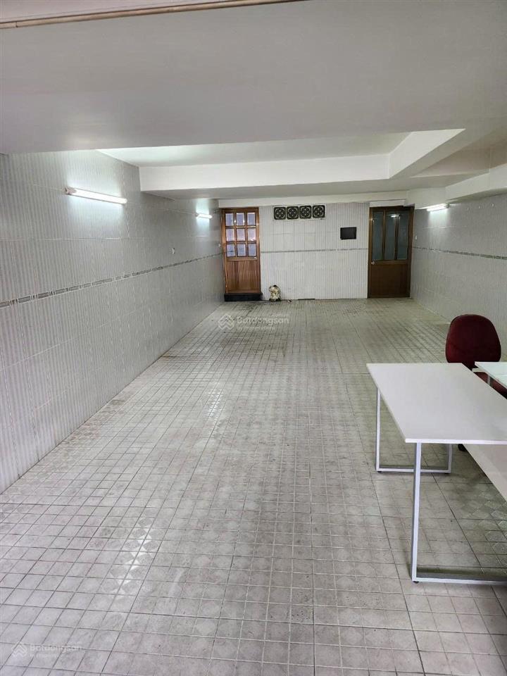 Cho thuê gấp nhà phố dt  5m x 20m, tầng hầm trệt 3 lầu gần metro an phú quận 2