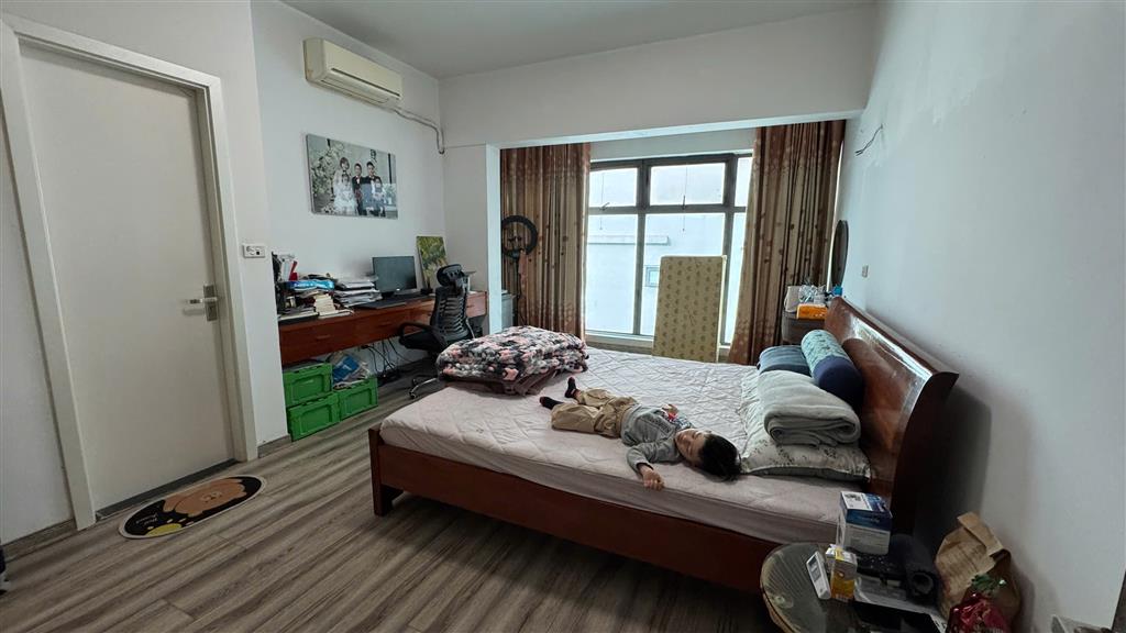 CHÍNH CHỦ BÁN CĂN GÓC CT5C VÂN KHÊ - 166M² - 3PN 3VS - BAN CÔNG NAM MÁT RƯỜI - ĐỦ NỘI THẤT