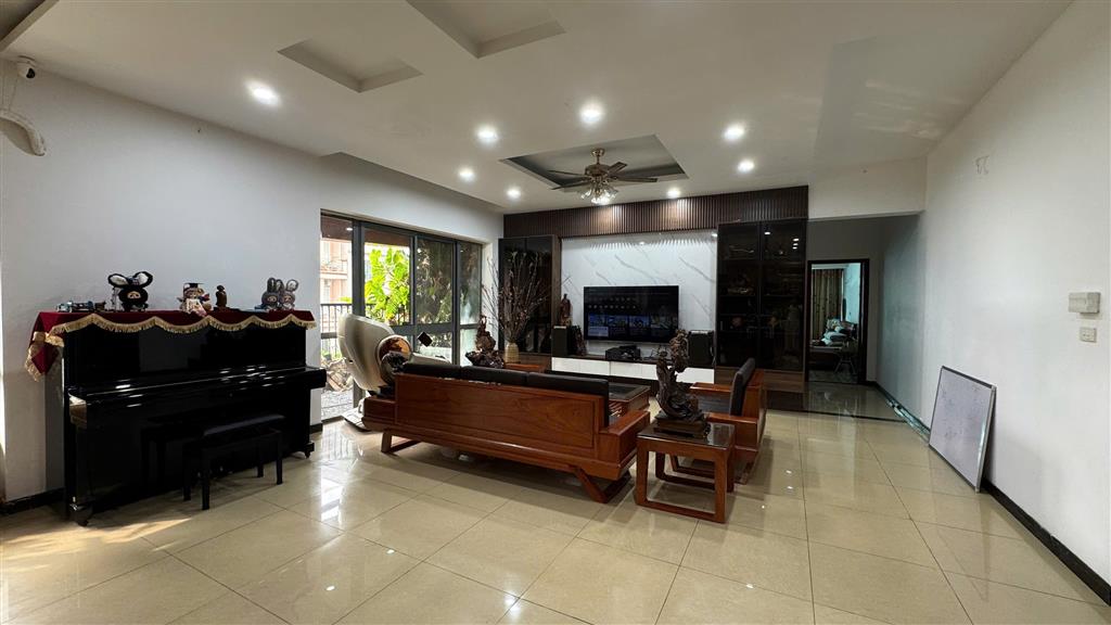 CHÍNH CHỦ BÁN CĂN GÓC CT5C VÂN KHÊ - 166M² - 3PN 3VS - BAN CÔNG NAM MÁT RƯỜI - ĐỦ NỘI THẤT