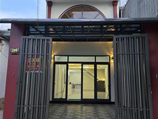 CHÍNH CHỦ BÁN NHÀ 2 MẶT TIỀN NGUYỄN TẤT THÀNH - TP. HUẾ (NỞ HẬU, KO NGẬP)