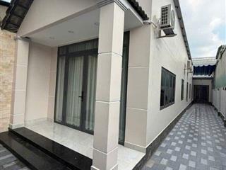 Chủ Ngộp Giảm Sâu Căn 174m² Ngay Trục Đường Lớn Đông Hòa, Tặng Full Nội Thất Xịn - 7.6 Tỷ (TL)