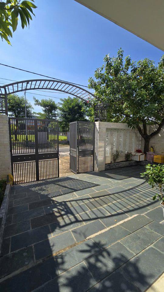 CHÍNH CHỦ BÁN GẤP BIỆT THỰ BIỂN ĐÀ NẴNG – GIÁ CHỈ 11,5 TỶ – DÒNG TIỀN CHO THUÊ HƠN 30 TRIỆU/THÁNG