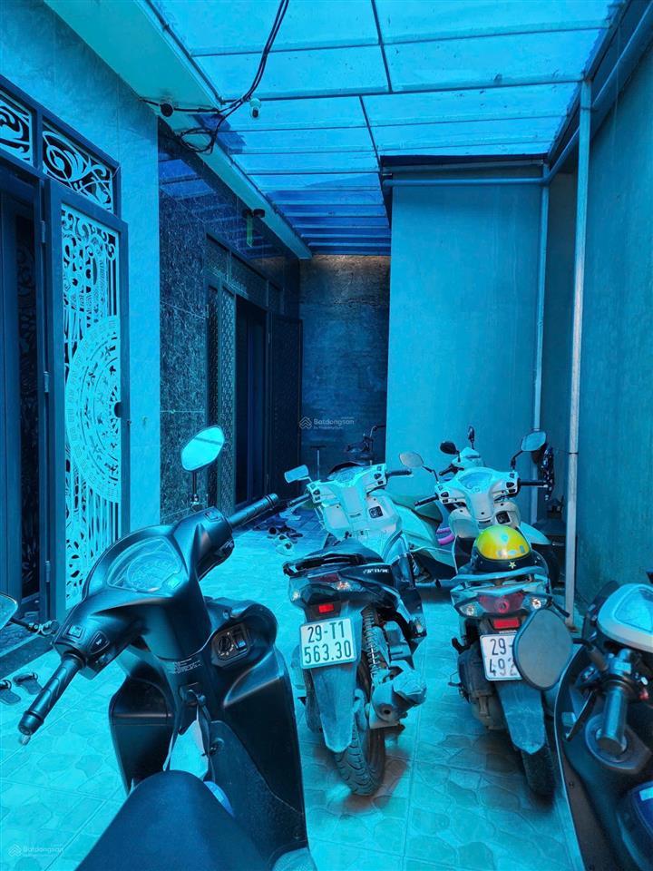 Bán nhà chính chủ 64,8m 6 phòng có thể kinh doanh dòng tiền