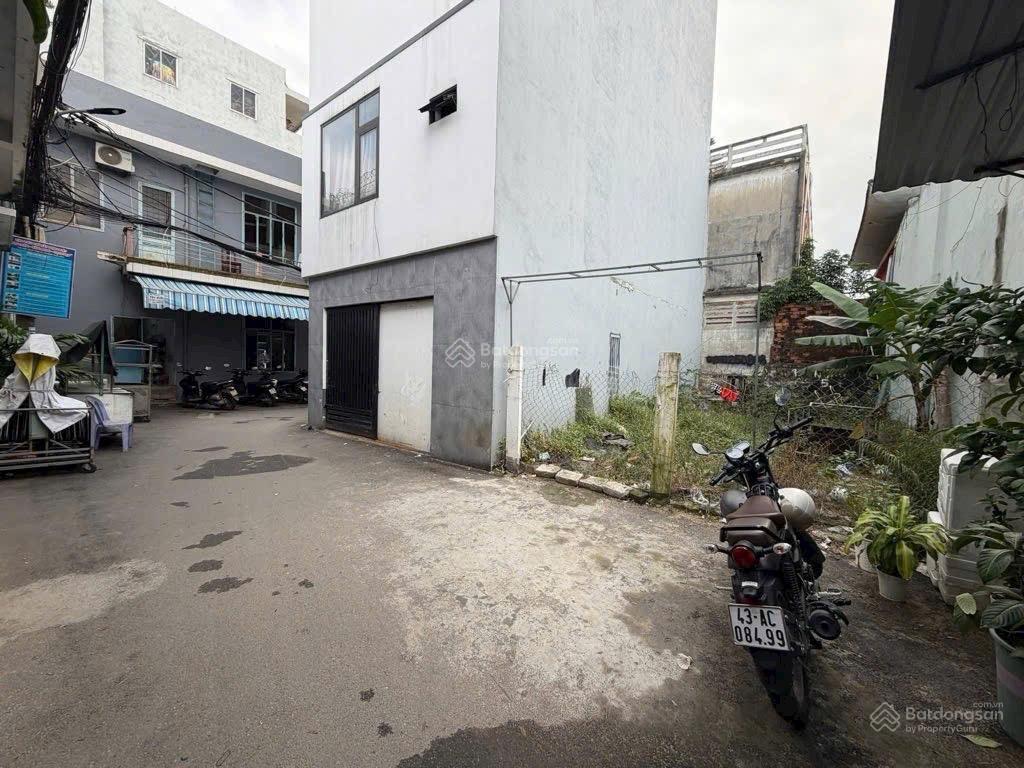 Kiệt ô tô lý thái tổ, trung tâm tp đà nẵng, ngay aeon mall nhật bản, sân bay. mất 5 phút