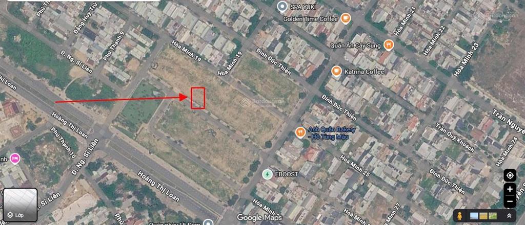 Gồm 4 tầng 1 tum đường 12m, đi bộ ra biển 10phút, khu compound giới siêu giàu săn đón