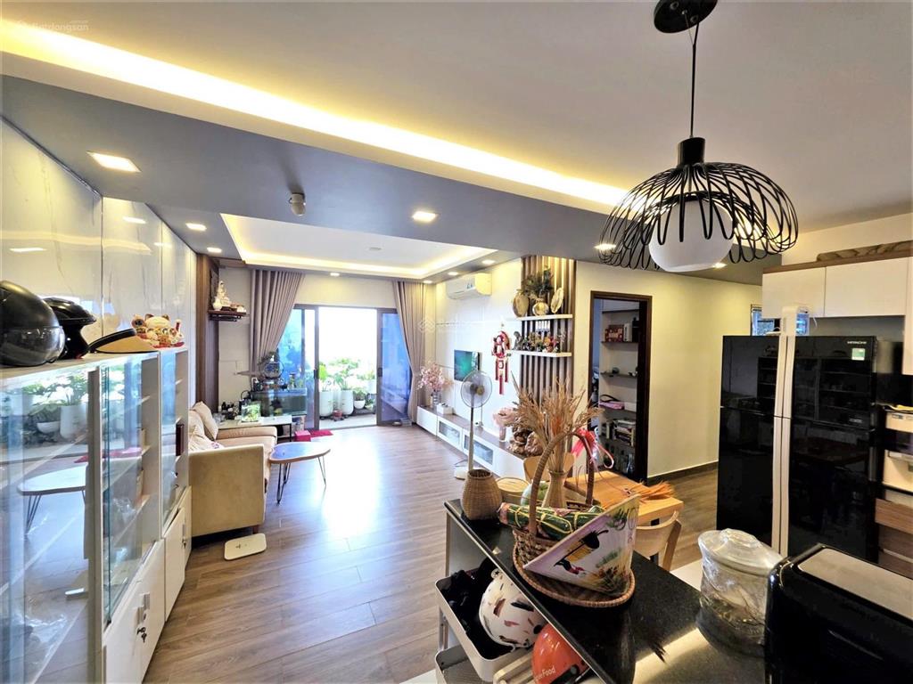 Bán căn 3 phòng ngủ 2wc 100m2 có sổ rồi 9.3 tỷ view thoáng đẹp chung cư novaland garden gate