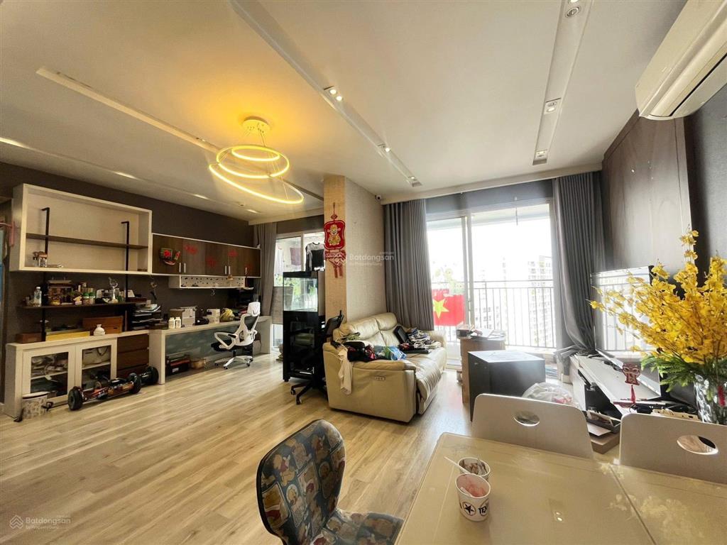103m2 phòng khách rộng chỉ làm 2 phòng ngủ 2wc view đông giá 8.6 tỷ chung cư botanica premier