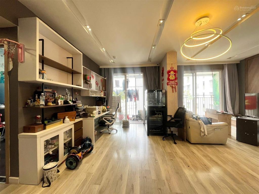 103m2 phòng khách rộng chỉ làm 2 phòng ngủ 2wc view đông giá 8.6 tỷ chung cư botanica premier
