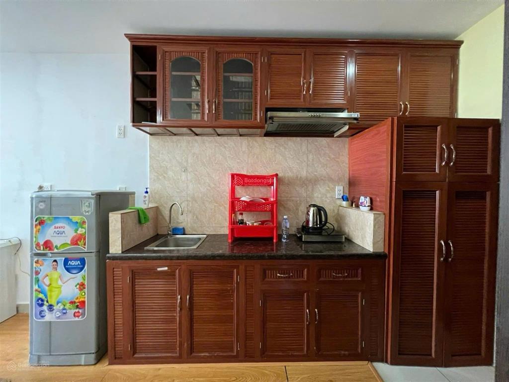 Officetel nội thất cơ bản bếp rèm máy lạnh 9tr5 35m2 chung cư novaland garden gate khu sân bay