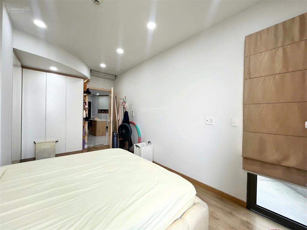 2 phòng ngủ 77m2 có sổ view toàn công viên nhà y hình chung cư novaland garden gate khu sân bay