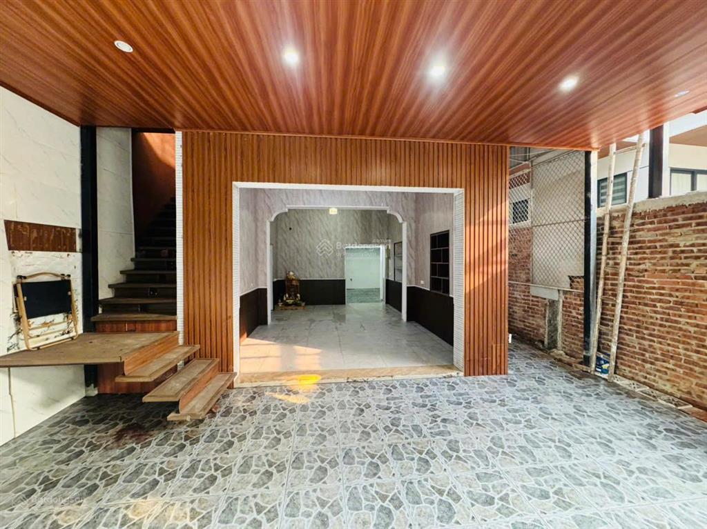 Cho thuê nhà 2 tầng ngõ nguyễn văn cừ, hưng phúc, phường trường vinh.  0986 125 ***