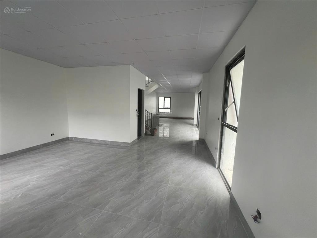 Cần bán gấp căn biệt thự an vượng villa. hướng đông nam. không lỗi phong thủy.  0983 983 ***
