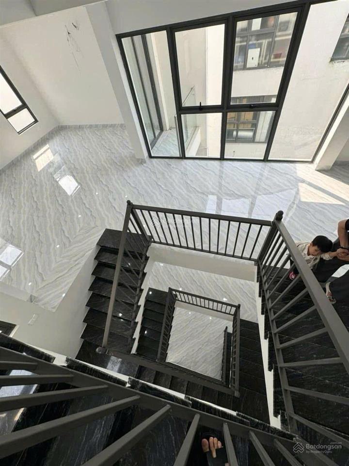 Cần cho thuê biệt thự dương nội làm văn phòng.  0983 983 ***