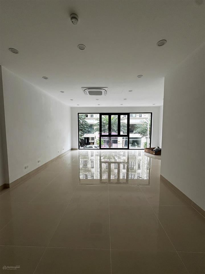 Tôi cần bán căn liền kề himlam vạn phúc. dt 91m2. xây 7t. cho thuê dòng tiền 60tr.  0983 983 ***