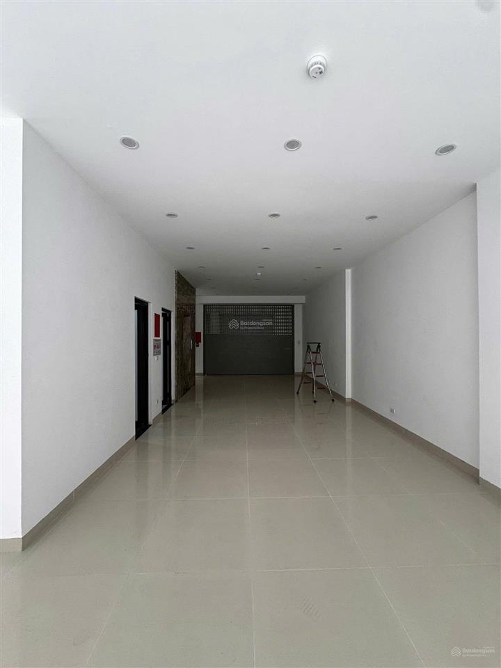 Tôi cần bán căn liền kề himlam vạn phúc. dt 91m2. xây 7t. cho thuê dòng tiền 60tr.  0983 983 ***