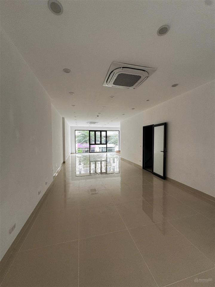 Tôi cần bán căn liền kề himlam vạn phúc. dt 91m2. xây 7t. cho thuê dòng tiền 60tr.  0983 983 ***
