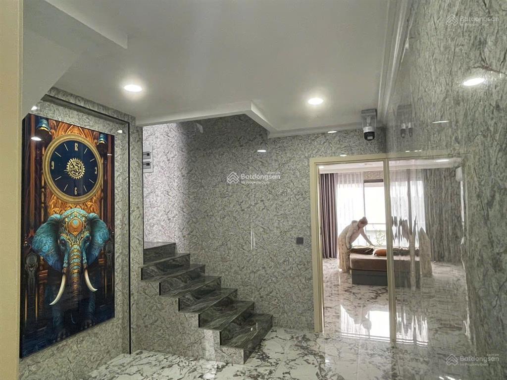 Cho thuê biệt thự dương nội. giá 25tr. hoàn thiện full nội thất. thang máy