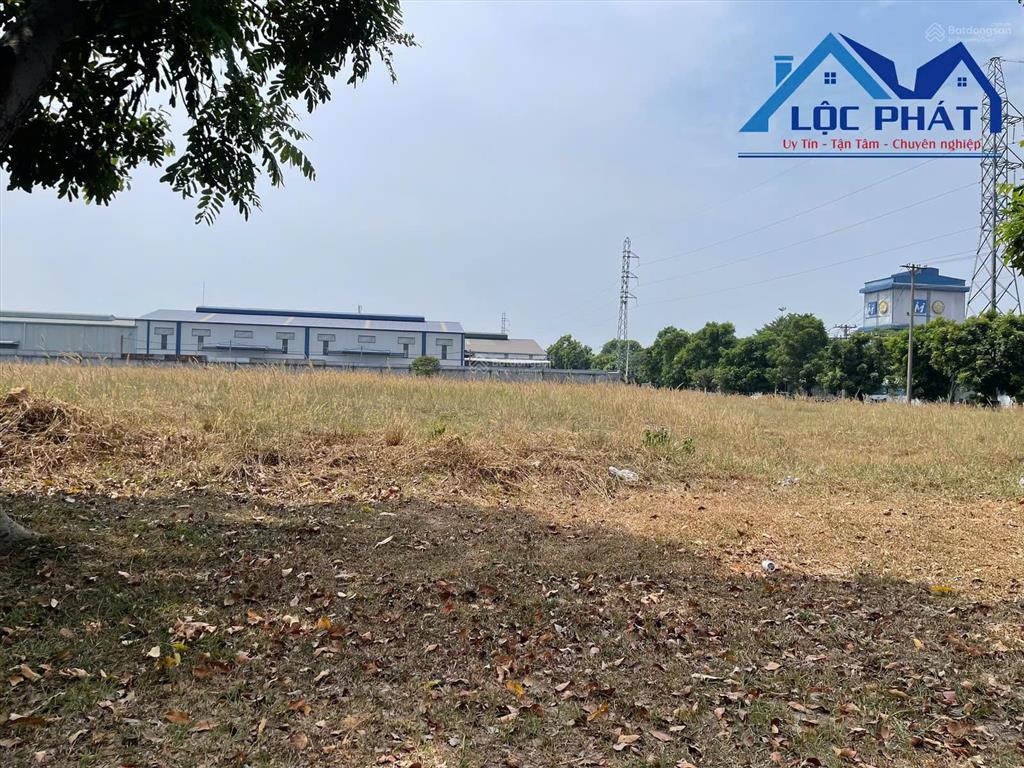 Bán đất kcn châu đức bà rịa vũng tàu dt 15.550m2 giá 43,7 tỷ  0933 725 ***