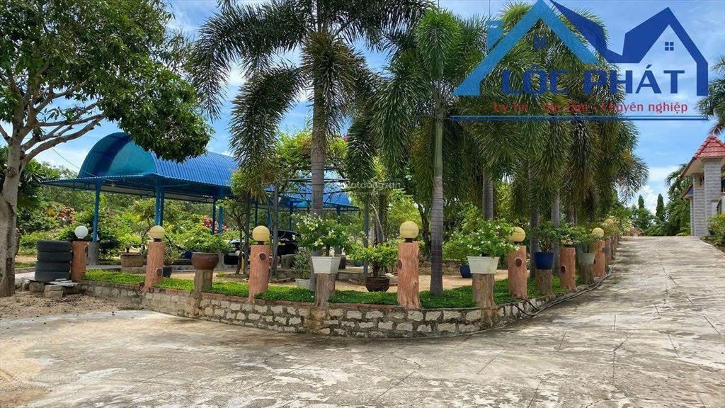 Bán gấp khu nghỉ dưỡng tại thị xã phú mỹ, bà rịa vũng tàu, 4300m2, giá giảm mạnh còn 17 tỷ