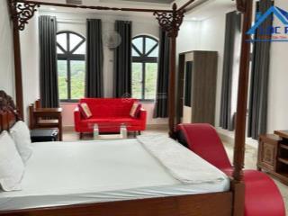 Bán cặp khách sạn đang kinh doanh tại xuân lộc đồng nai 9900m2 giá 200 tỷ