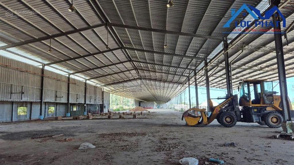 Bán đất và nhà xưởng tại huyện xuân hòa đồng nai diện tích 27,5ha giá chỉ 130 tỷ.  0933 725 ***