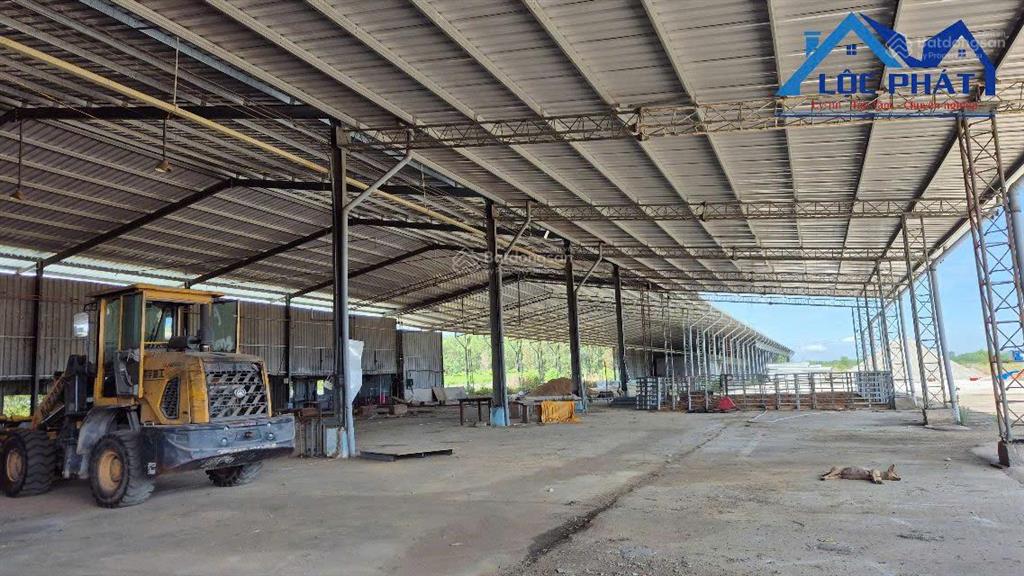 Bán đất và nhà xưởng tại huyện xuân hòa đồng nai diện tích 27,5ha giá chỉ 130 tỷ.  0933 725 ***