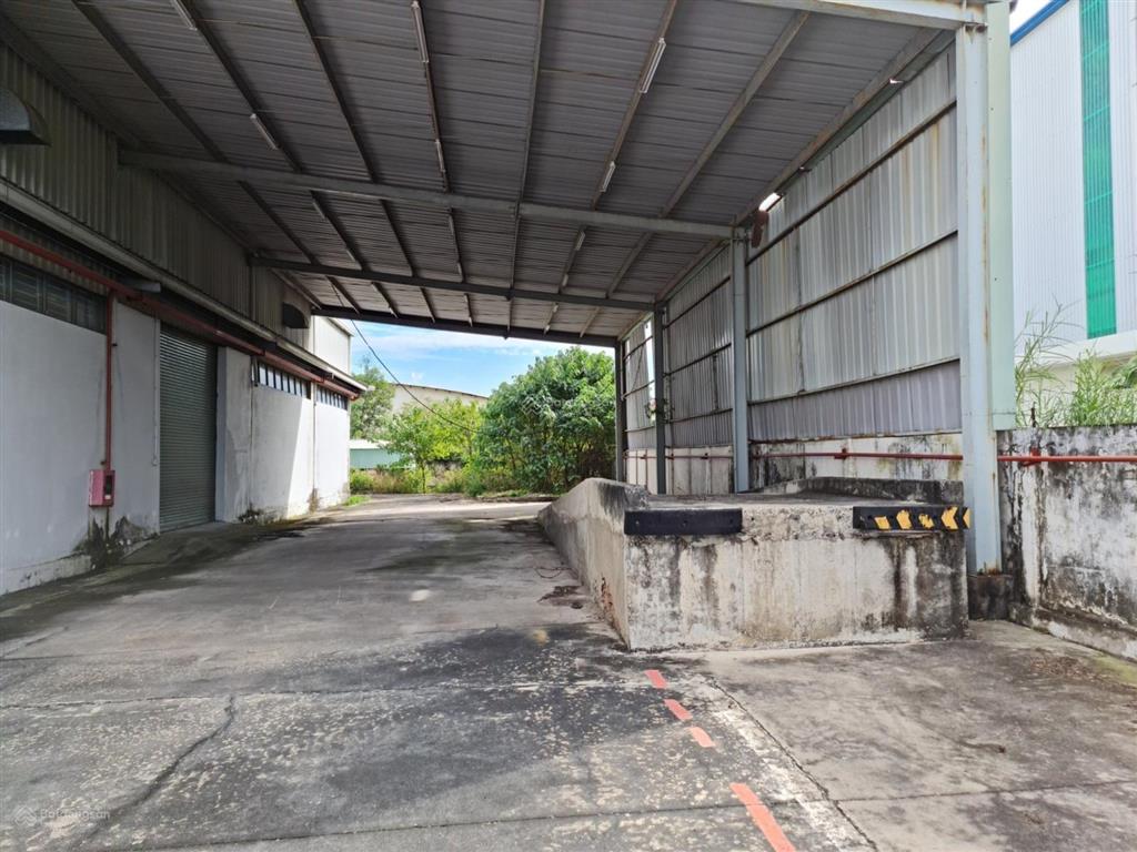 Bán nhà xưởng kcn nhơn trạch 24000m2 góc 2mt giá 90 tỷ  0933 725 ***