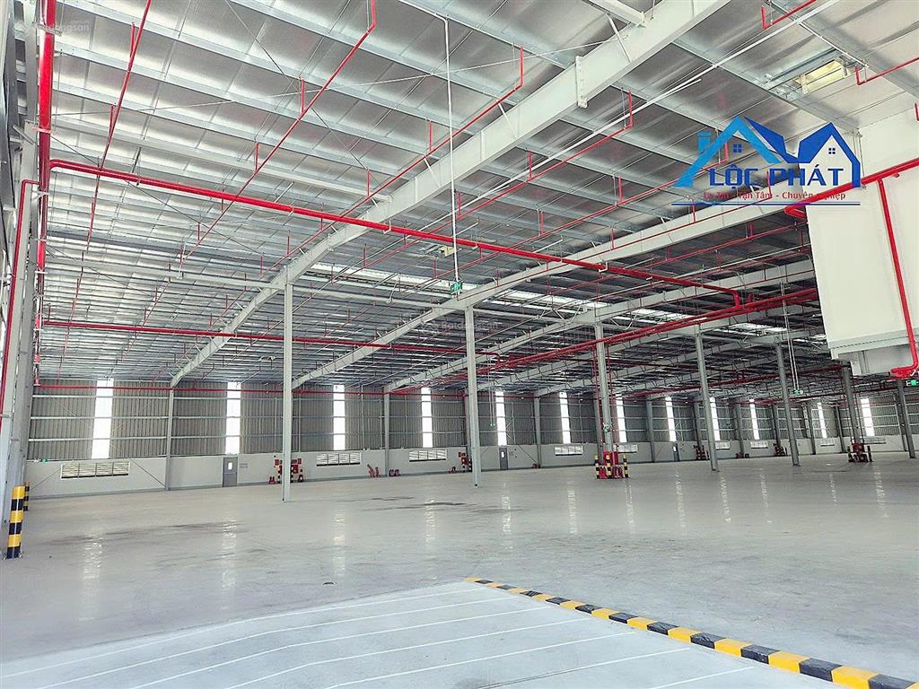 Cho thuê nhà xưởng mới chuẩn esg kcn lâm đồng dt 5618m2 giá 91000đ/m2.  0933 725 ***