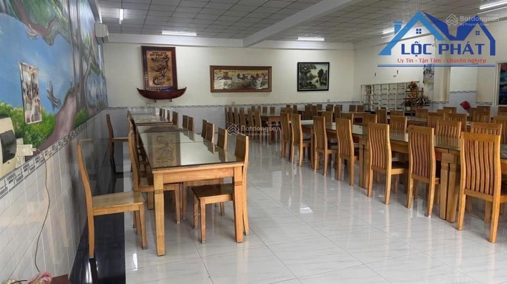 Nhà xưởng 27.300m² trên khuôn viên 39.200m² gần kcn biên hòa giá chỉ 139 tỷ