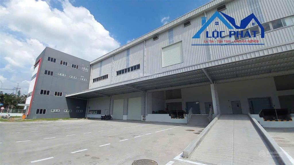 Bán nhà xưởng tại kcn tp long khánh 40000m2 giá 230 tỷ