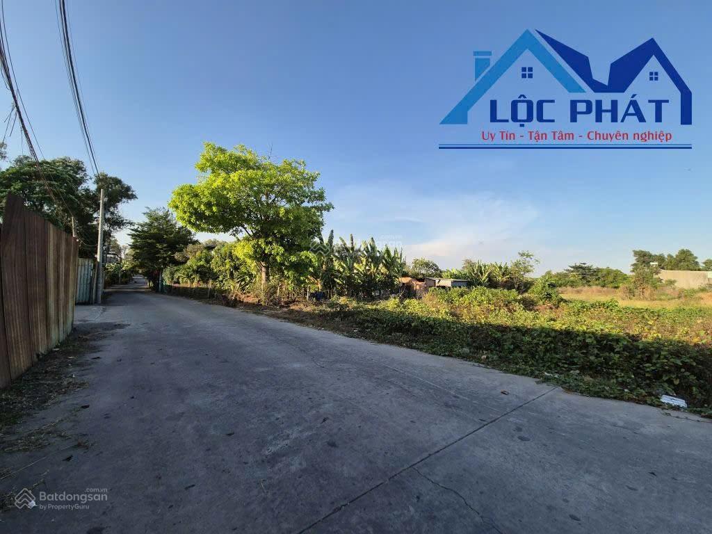 Bán đất phường an hoà biên hòa đồng nai diện tích 2874m2 giá 5 triệu/m2,  0933 725 ***