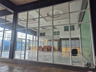 Bán đất tặng nhà mặt tiền đường ql1a 3047m giá chỉ 25 tỷ
