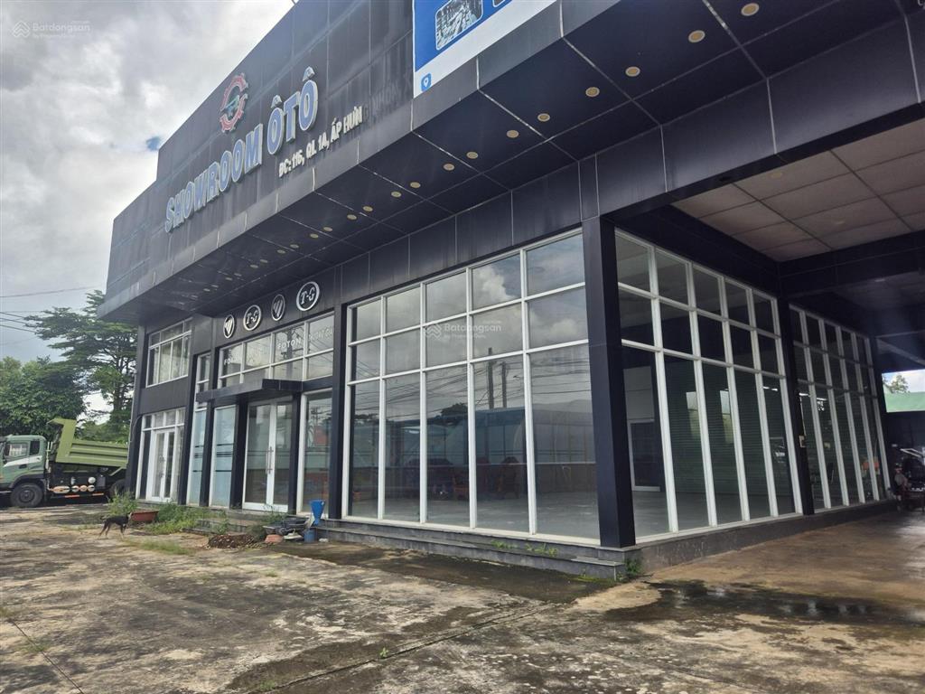 Bán đất tặng nhà mặt tiền đường ql1a 3047m giá chỉ 25 tỷ