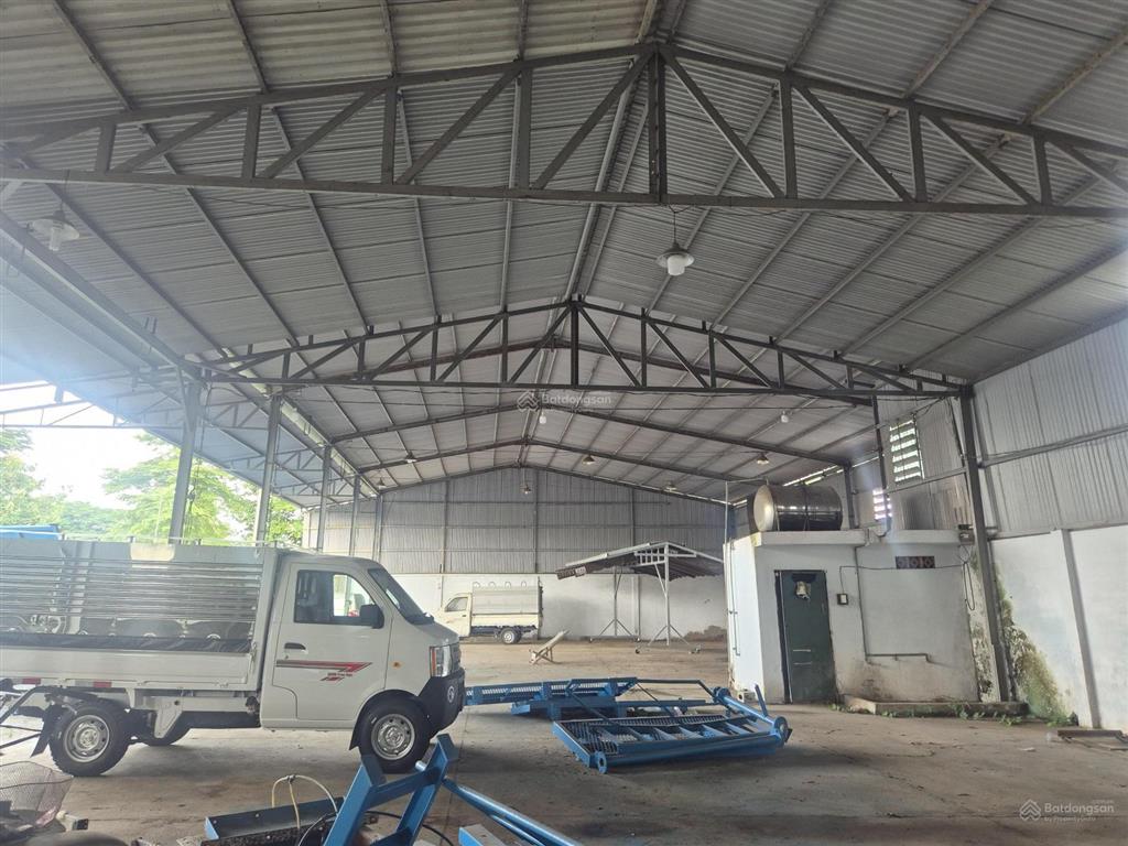 Bán đất tặng nhà mặt tiền đường ql1a 3047m giá chỉ 25 tỷ