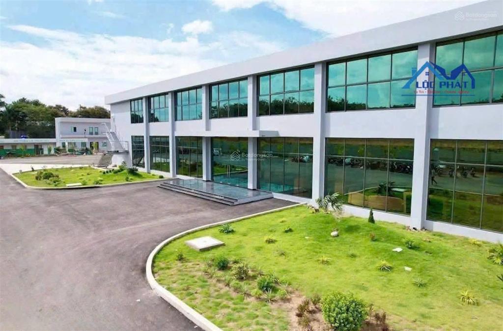 Cho thuê nhà xưởng 11.808 m2 bến cát, bình dương  0933 725 ***