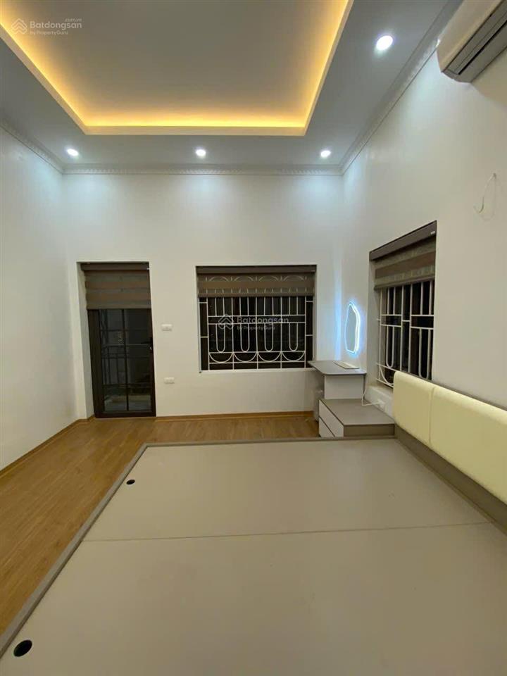 Chính chủ cần bán gấp căn nhà mới coong khu phân lô  lô góc  ngõ thông số 22 ngõ 159 phố hm.