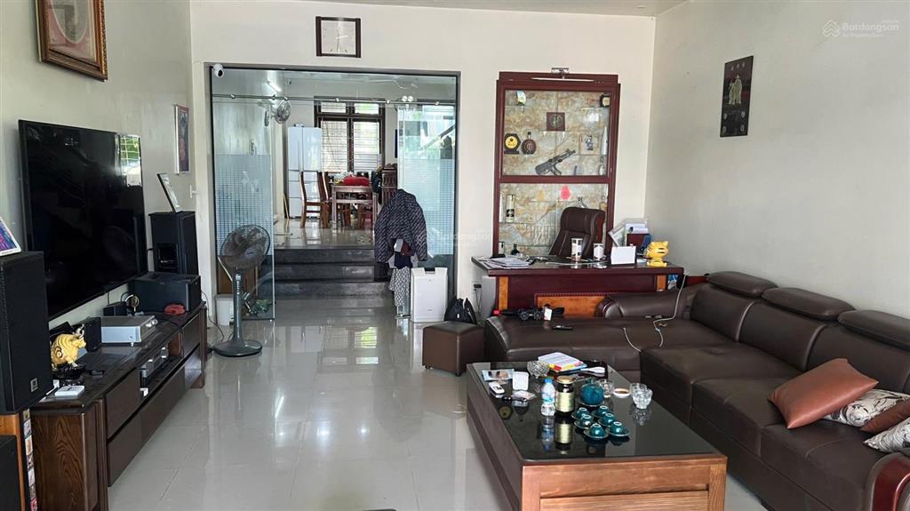 Bán nhà 4 tầng căn áp góc mặt đường trục chính 21m  gần vin dương kinh về nhà ở ngay full nội thất