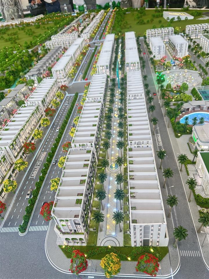Bán căn shophouse vk2.82 emerald symphony diện tích 80m  hướng nam hỗ trợ ngân hàng dễ kinh doanh
