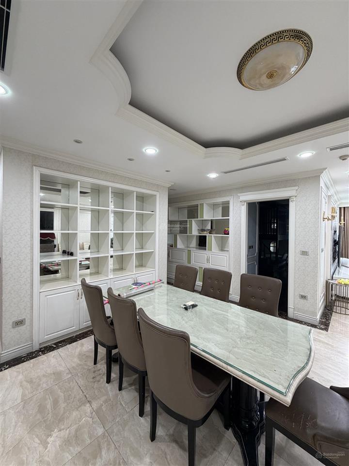 Cc bán ch mandarin garden hoàng minh giám 168m tầng 2x view trần duy hưng giá 19,9 tỷ