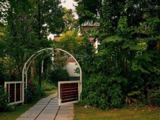 Bán villa hoàng gia flamingo đại lải resort, 5 phòng ngủ khép kín, view hồ đại lải, 375/500m, 26 tỷ