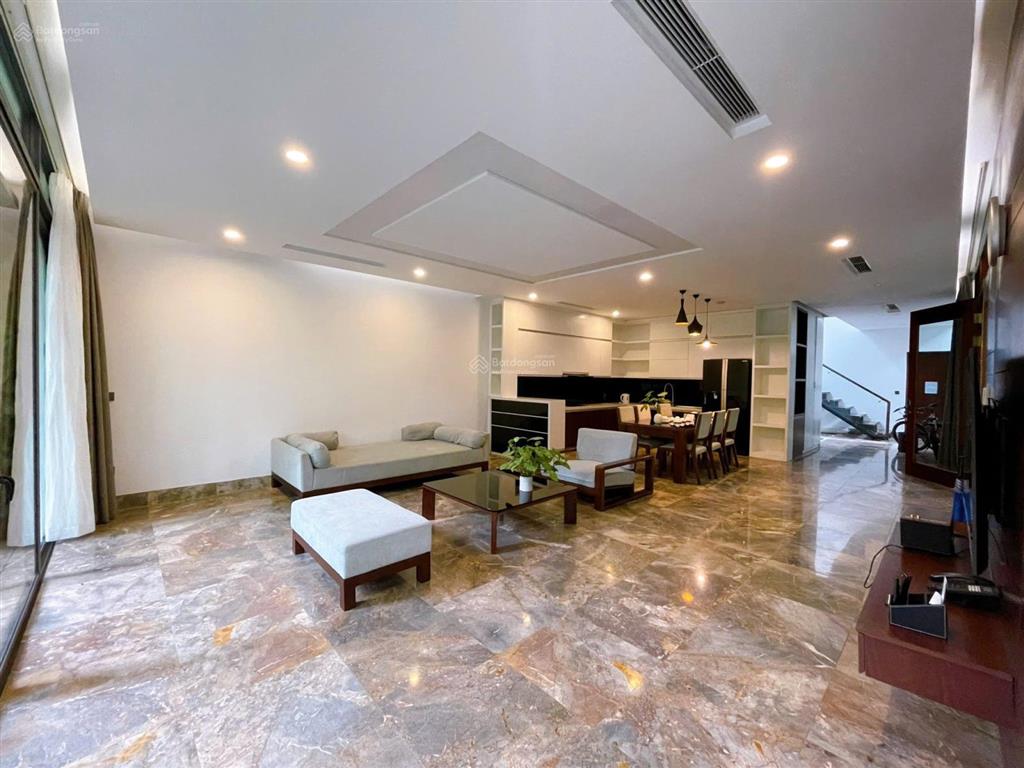 Bán villa nghỉ dưỡng hoàng oanh falmingo đại lải, view vườn hồng cổ sapa, vị trí trung tâm resort