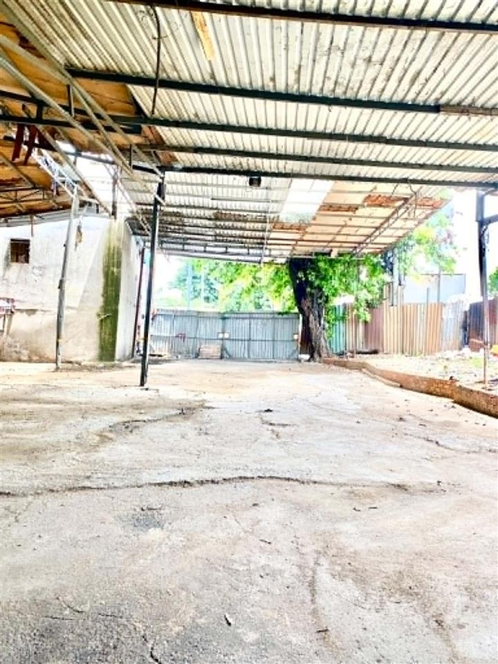 Cho thuê lâu dài 350m mặt tiền lê văn chí thủ đức, phù hợp làm kho bãi, garage, giá siêu tốt