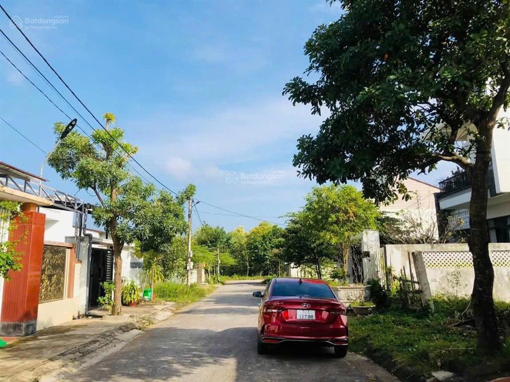 Bán lô đất đẹp hướng đông  kdc hồ khe mây