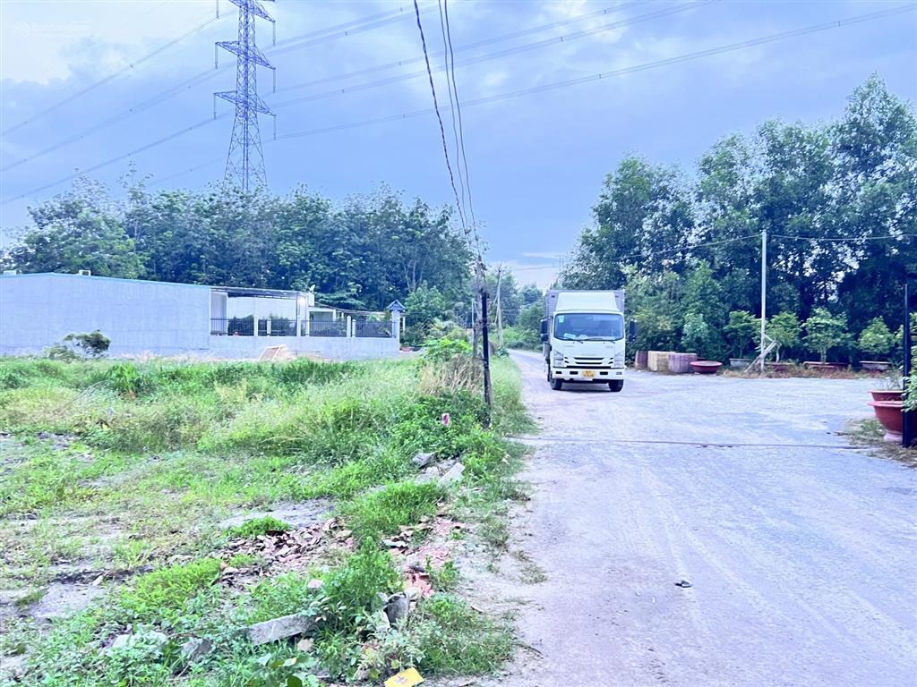 Bán đất phường an điền bến cát cũ gần ngã 3 chú lường . dt 5x30 thổ cư 60m, sổ riêng, hỗ trợ bank