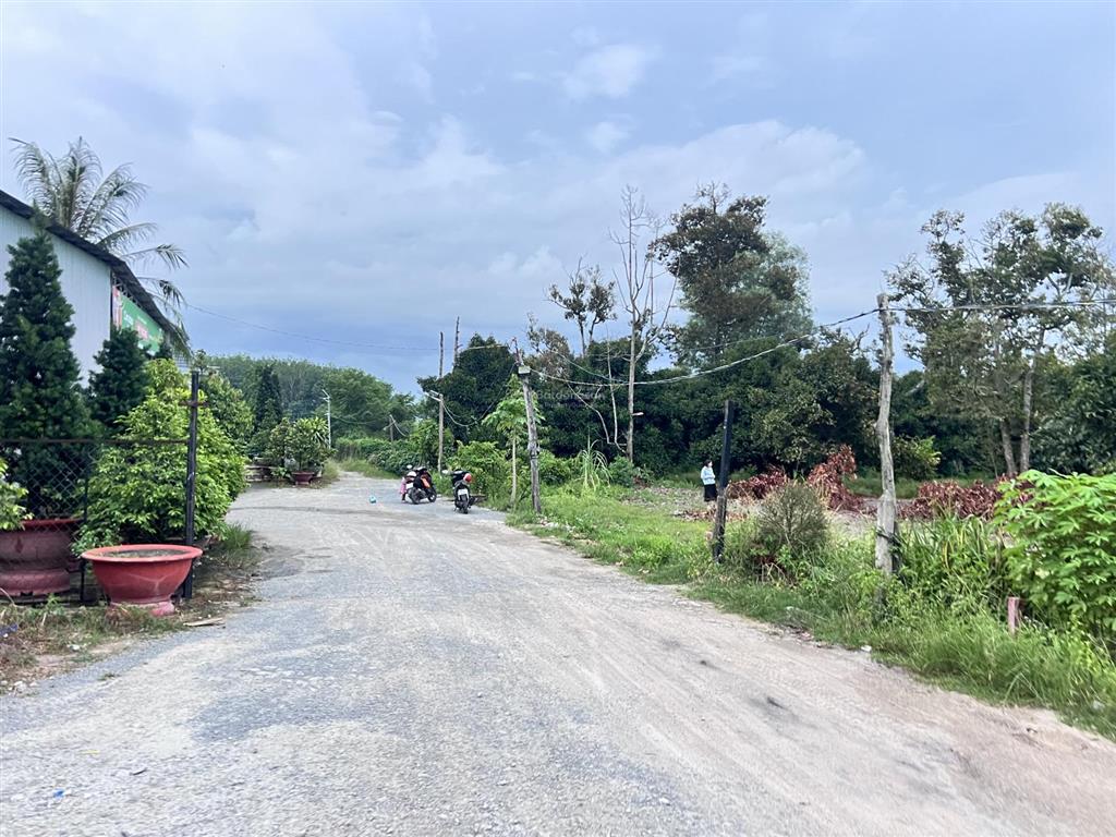 Bán đất phường an điền bến cát cũ gần ngã 3 chú lường . dt 5x30 thổ cư 60m, sổ riêng, hỗ trợ bank