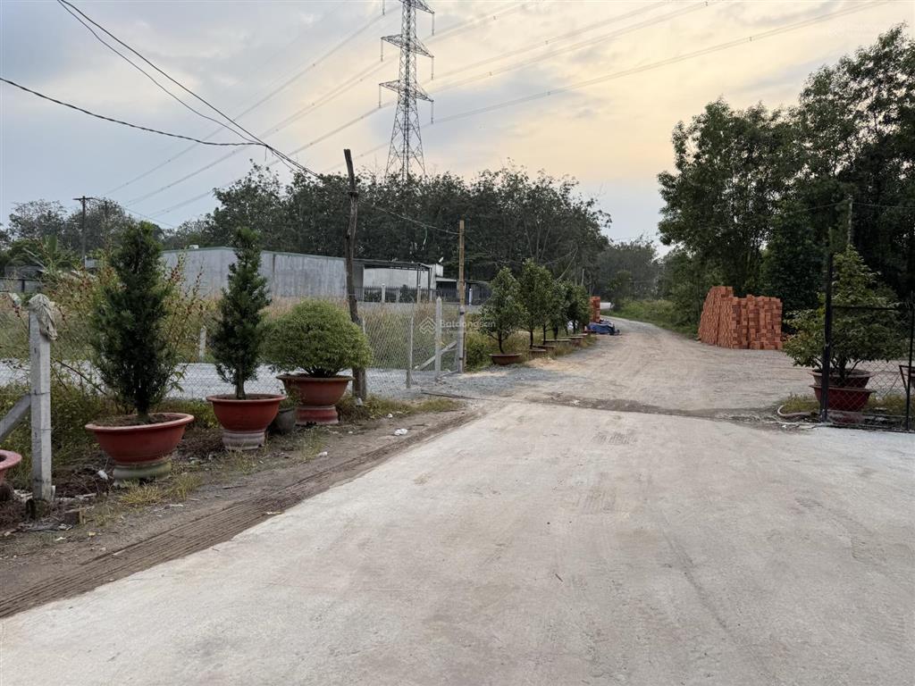 Bán đất phường an điền bến cát cũ gần ngã 3 chú lường . dt 5x30 thổ cư 60m, sổ riêng, hỗ trợ bank