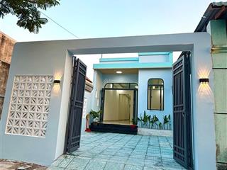 Nhà phường tương bình hiệp, thủ dầu một gần chợ . diện tích 5x27 thổ cư 100%, hạ tầng đầy đủ . shr